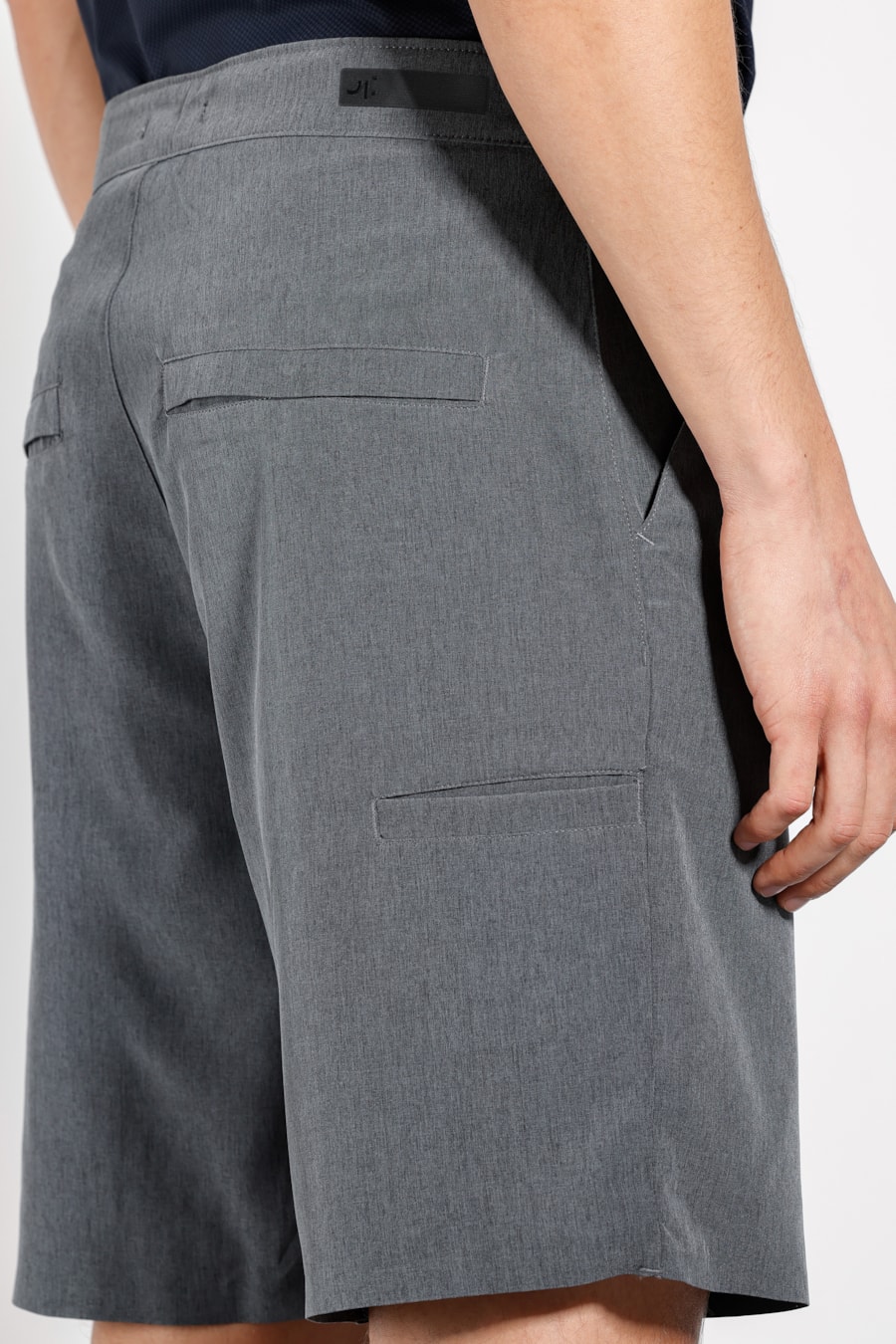 Bermuda Chino Alfaiataria Flex Preto — foto 3 de 4
