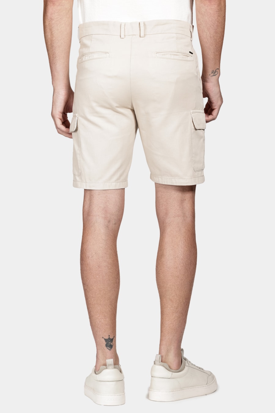 Bermuda Chino Cargo Color Areia — foto 6 de 7