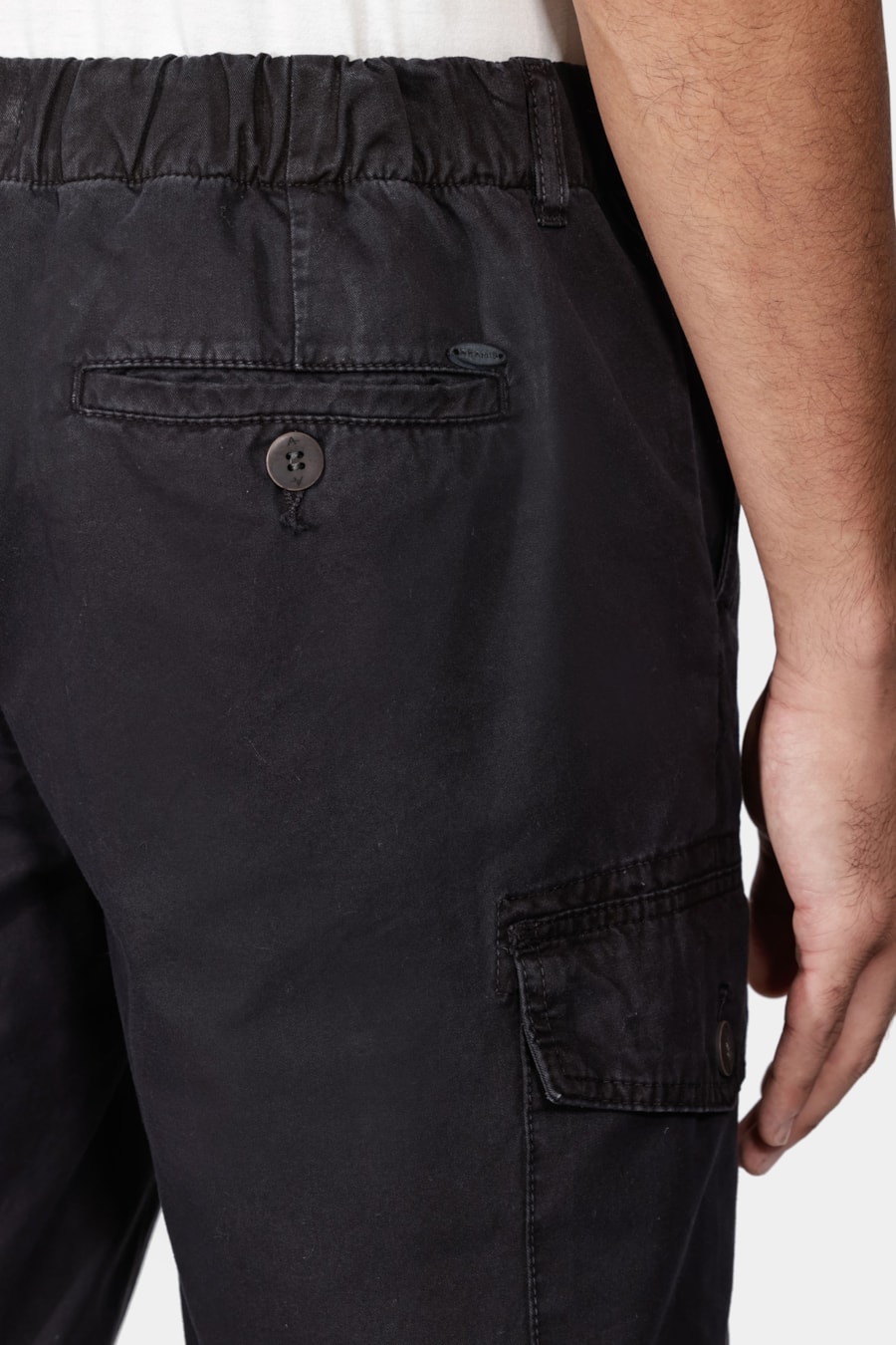 Bermuda Chino Cargo Preto — foto 4 de 6