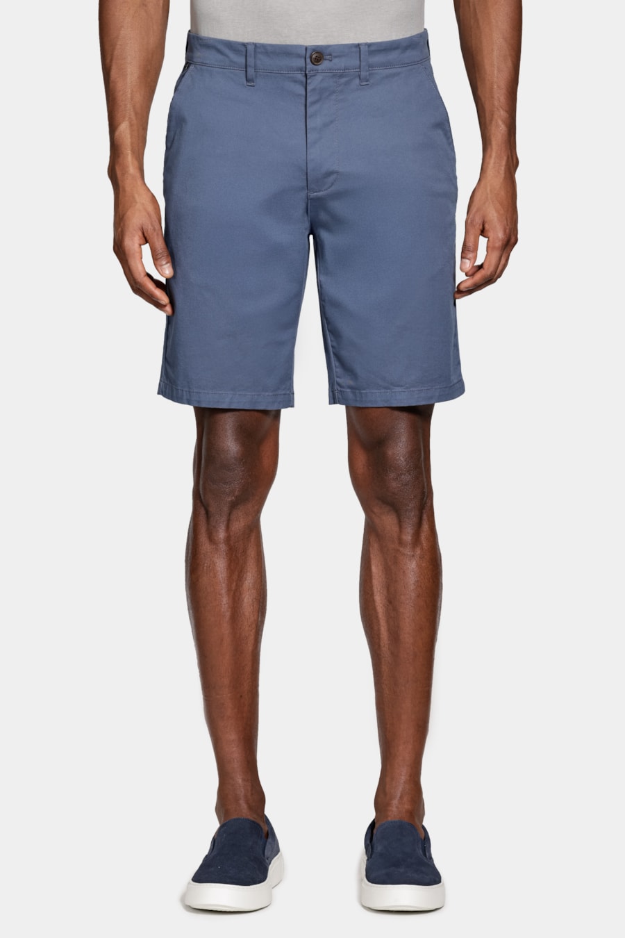 Bermuda Chino Casual em Sarja Azul Indigo — foto 1 de 6
