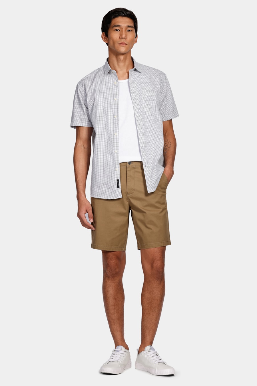 Bermuda Chino Casual em Sarja Caqui — foto 2 de 6