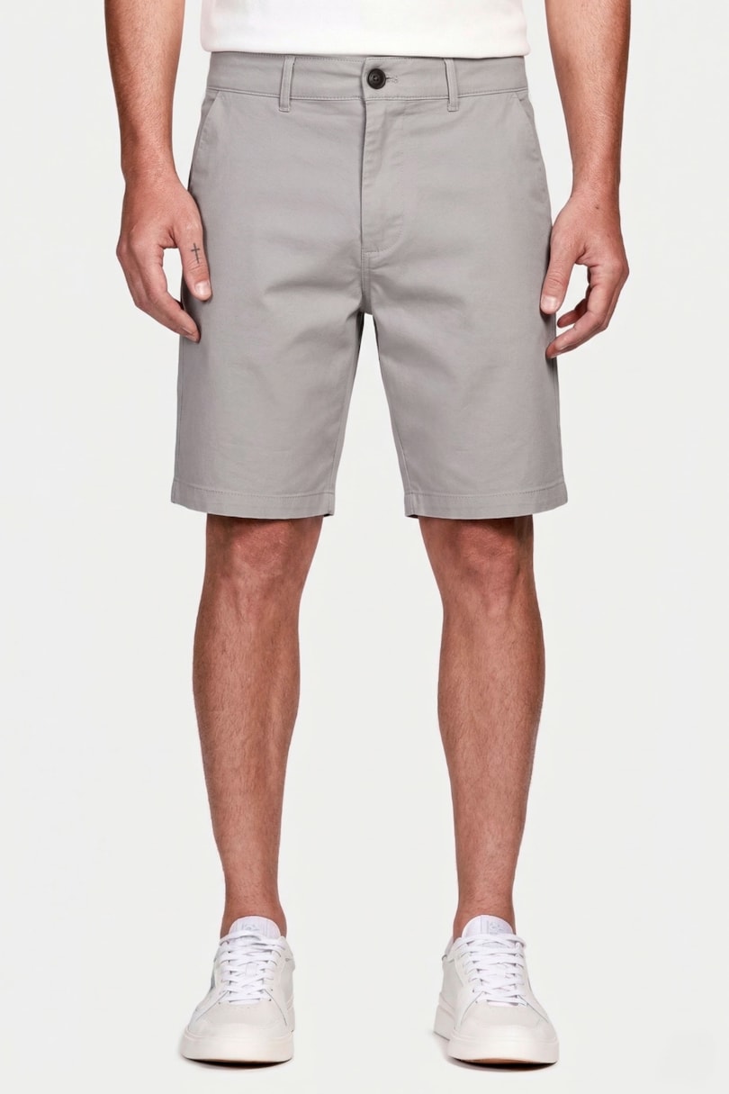 Bermuda Chino Casual em Sarja Cinza