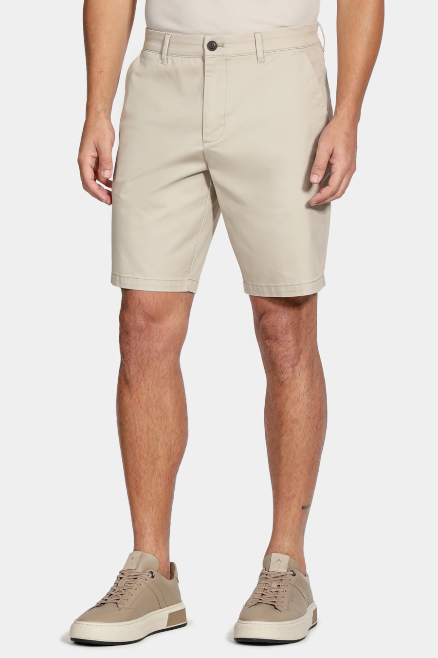 Bermuda Chino Casual em Sarja Palha 117 — foto 1 de 6