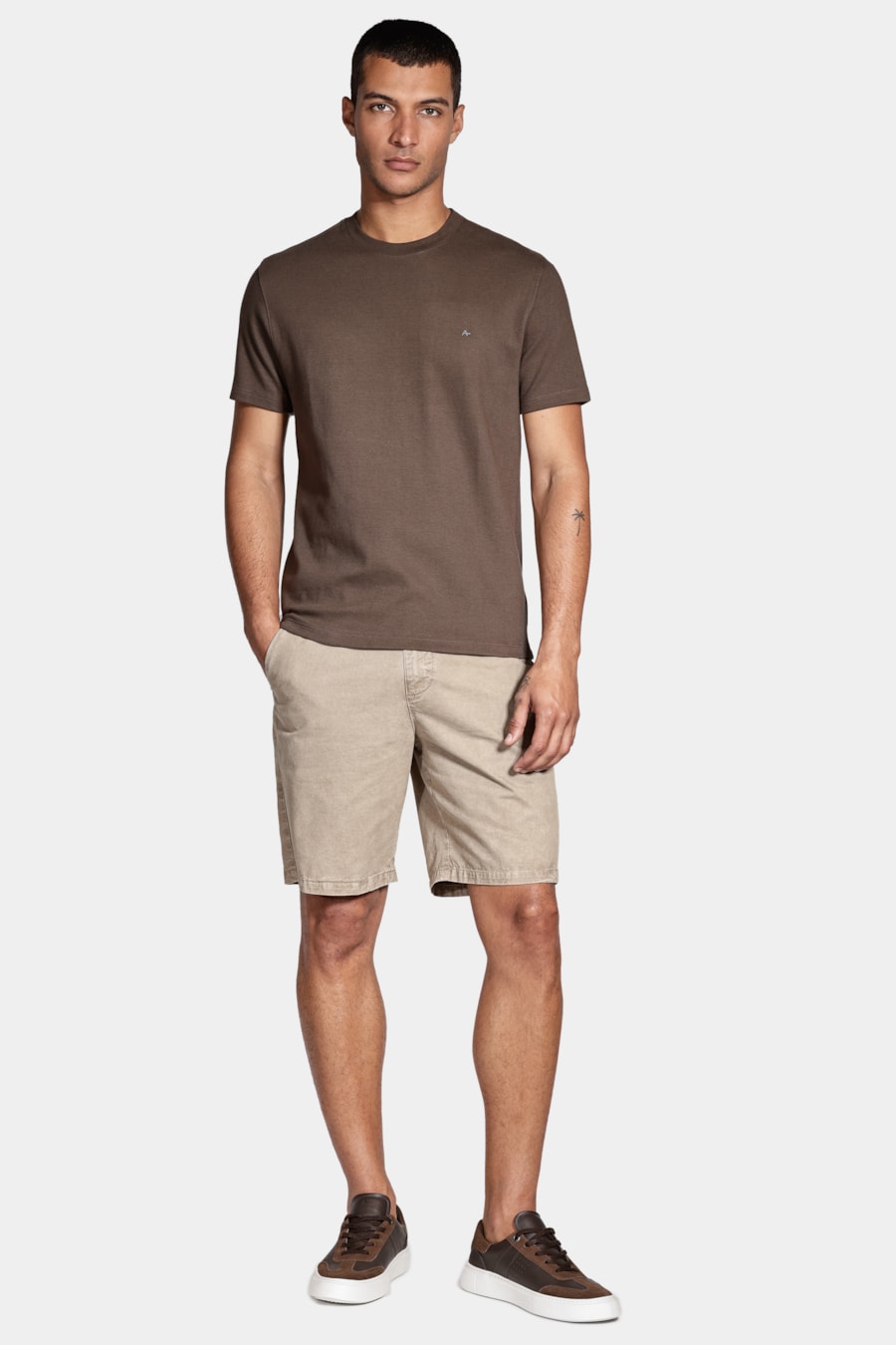 Bermuda Chino Clássica Estonada Verde Militar — foto 2 de 5
