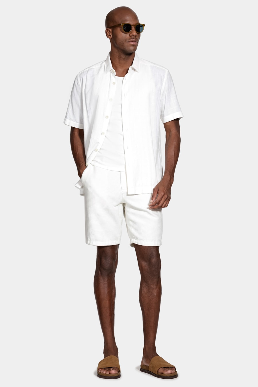 Bermuda Chino Classica Maquinetada Off White — foto 2 de 6