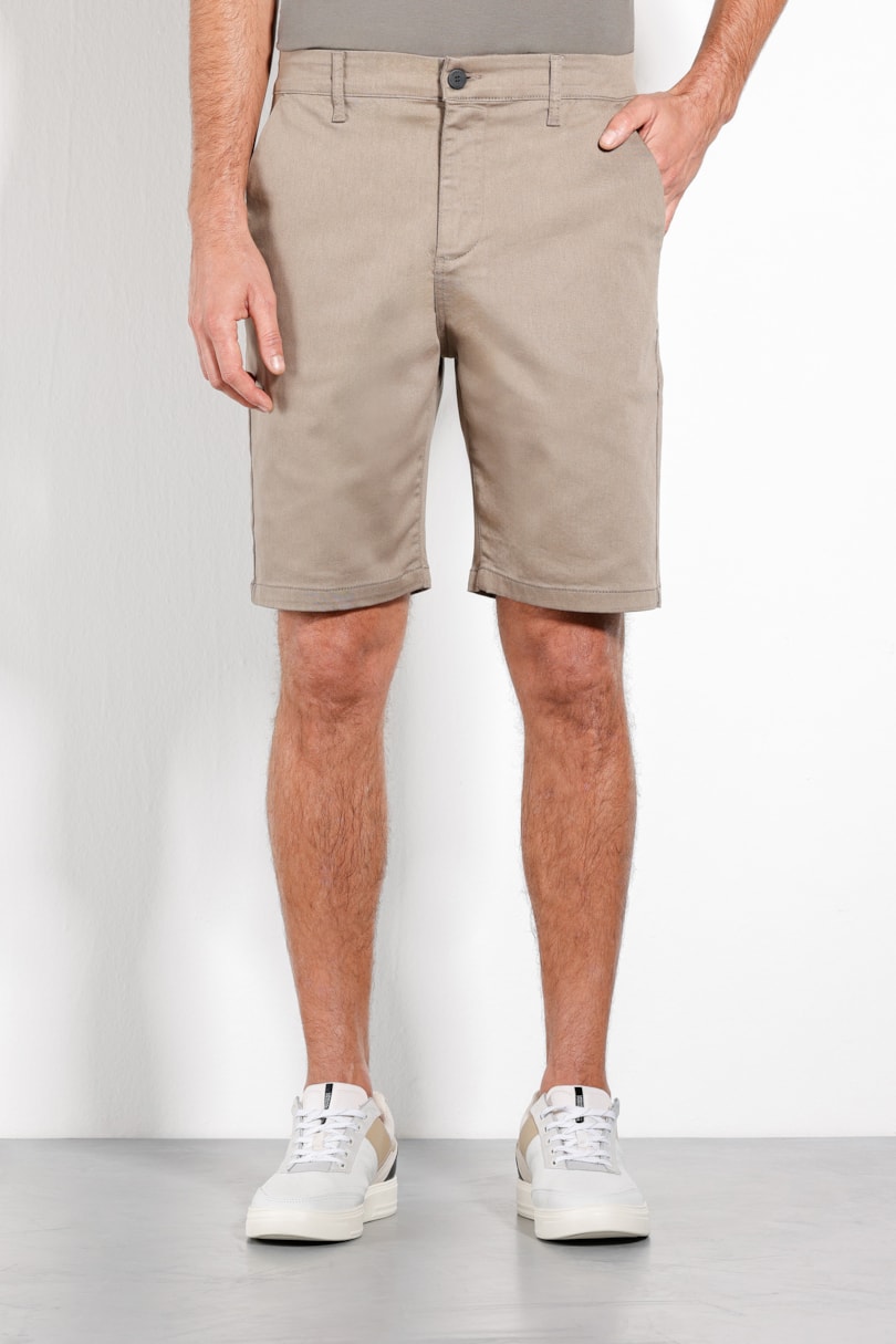 Bermuda Chino Color Antiodor Cáqui