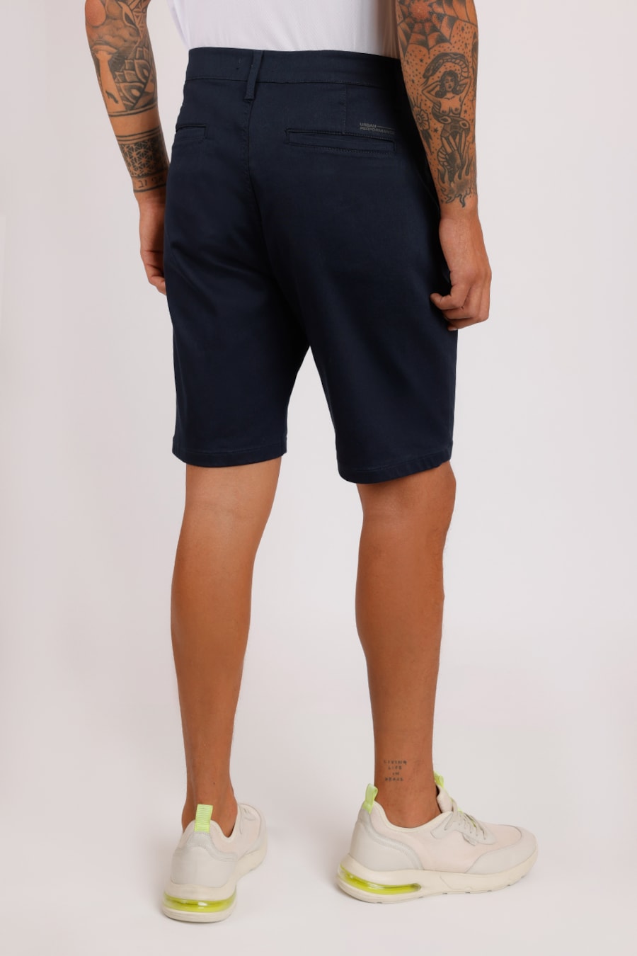 Bermuda Chino Color Antiodor Marinho — foto 6 de 6