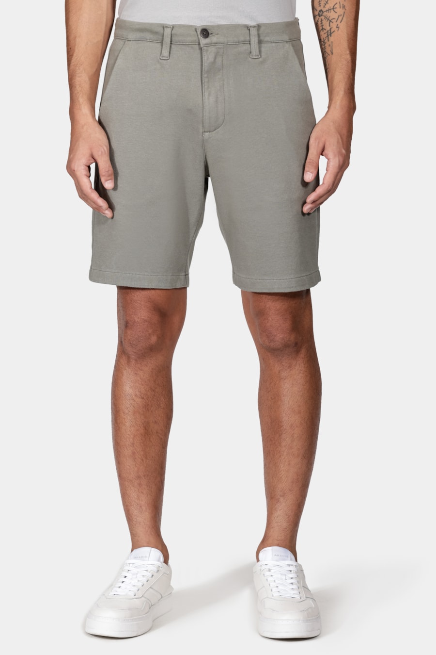 Bermuda Chino Color Comfort Verde Oliva — foto 1 de 6