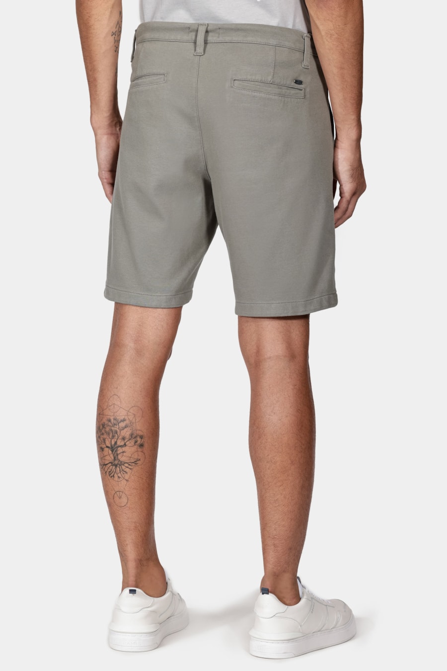 Bermuda Chino Color Comfort Verde Oliva — foto 5 de 6