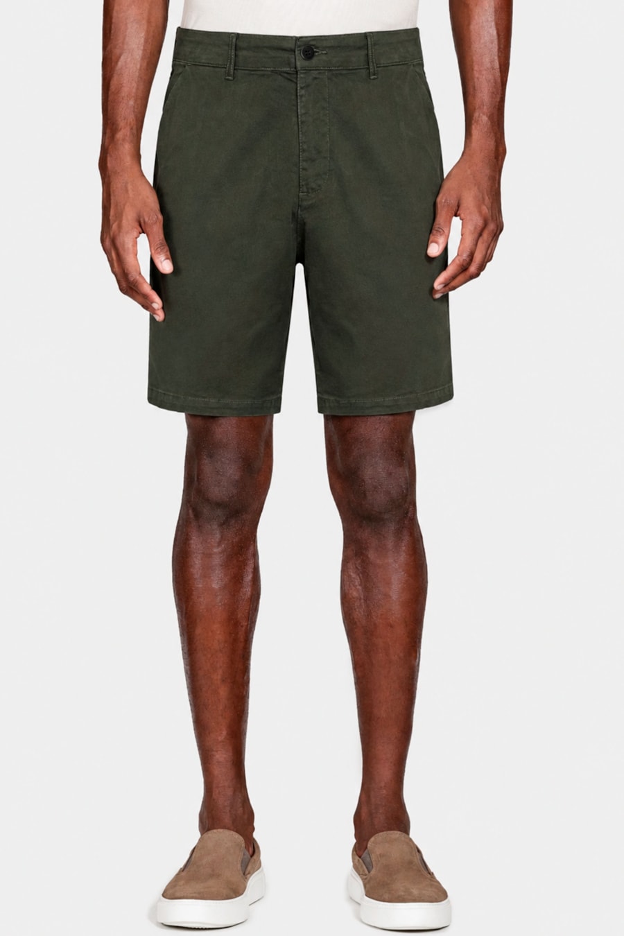 Bermuda Chino Color Essencial Cedro 117 — foto 1 de 6