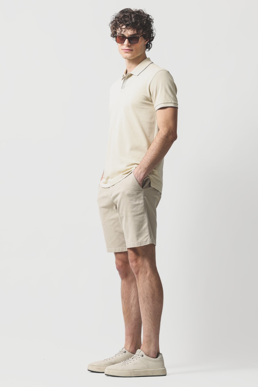 Bermuda Chino Color Essencial Ceramica 118 — foto 2 de 6