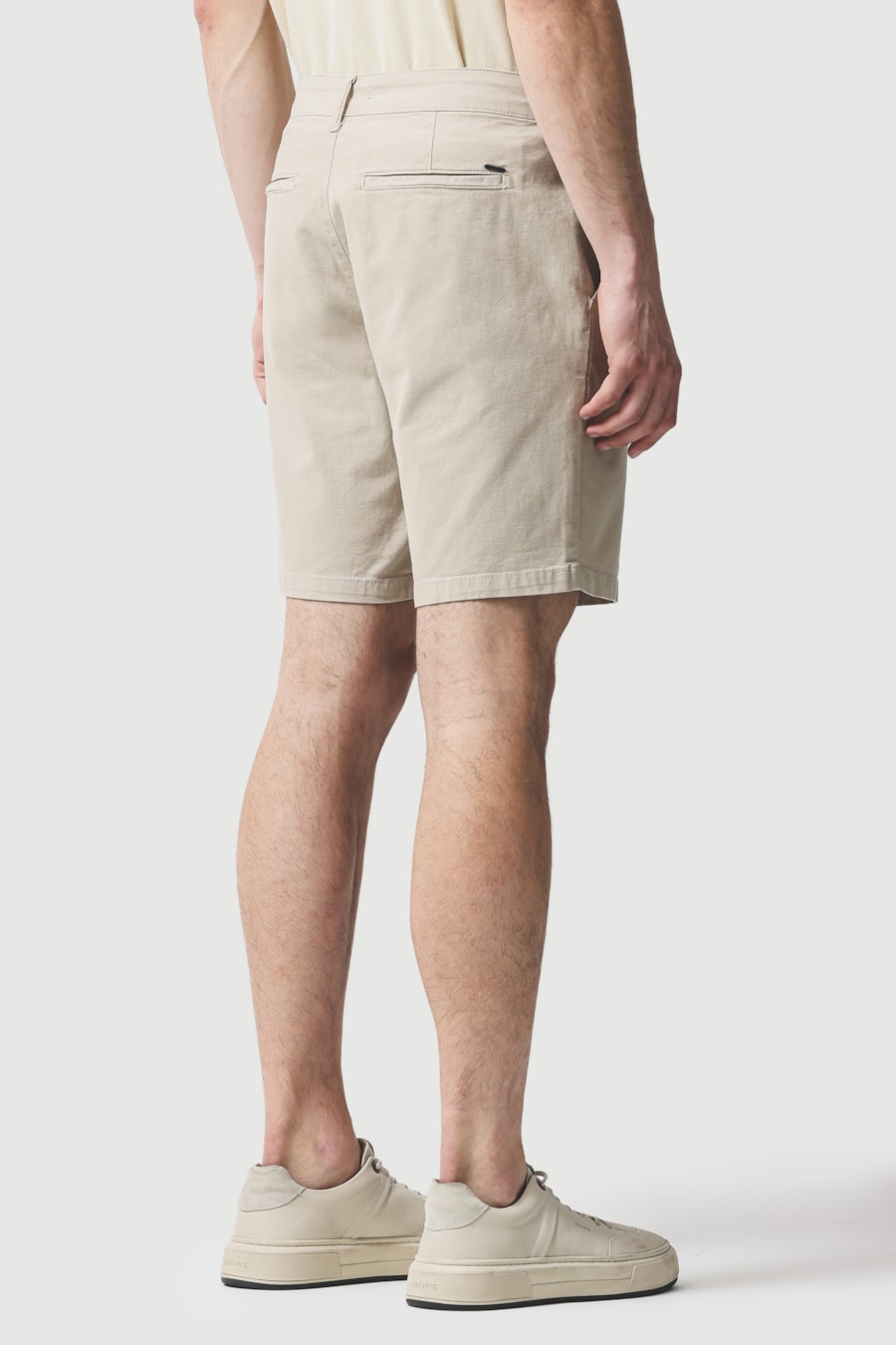 Bermuda Chino Color Essencial Ceramica 118 — foto 5 de 6