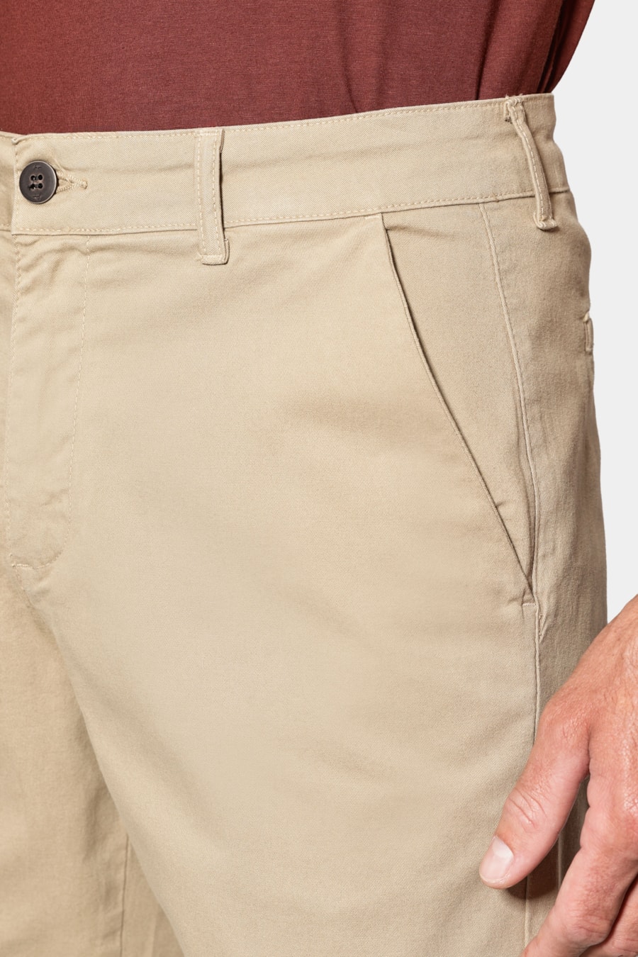 Bermuda Chino Color Essencial Fendi 117 — foto 3 de 6