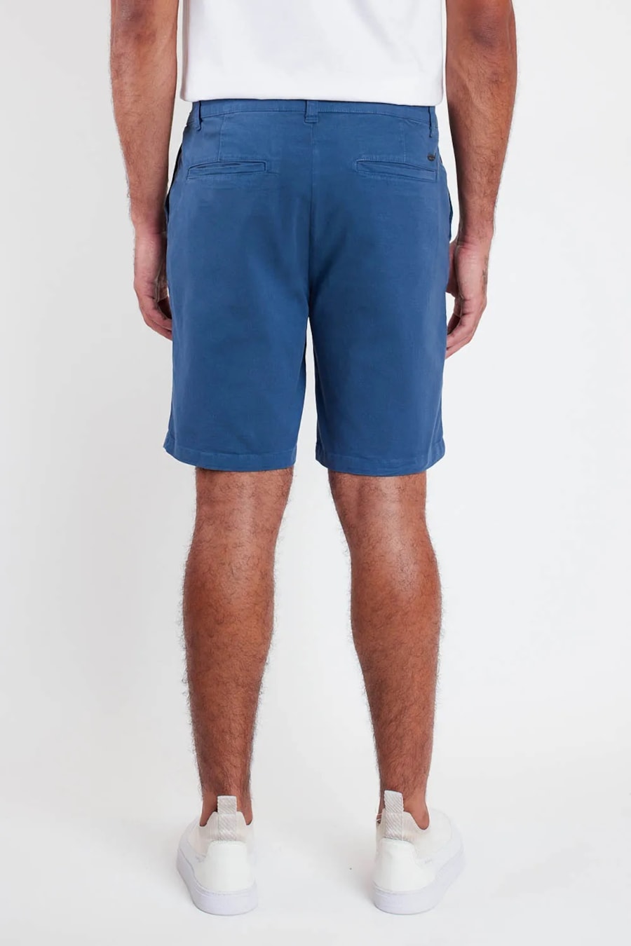 Bermuda Chino Color Essencial Indigo — foto 4 de 4
