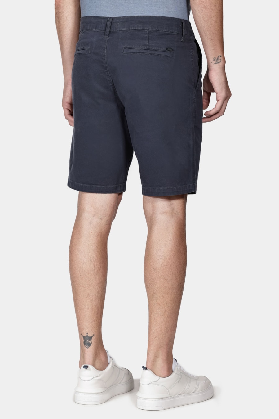 Bermuda Chino Color Essencial Marinho — foto 5 de 6