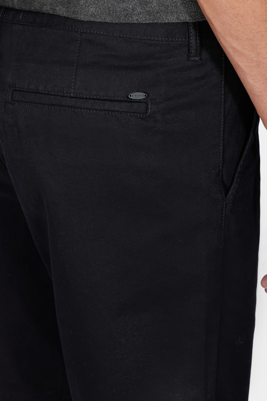 Bermuda Chino Color Kombat Preto — foto 4 de 7