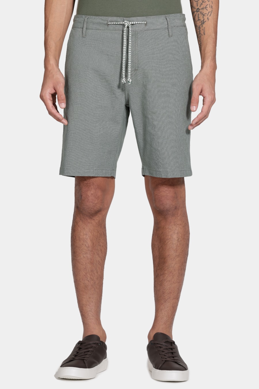 Bermuda Chino Cotton Sarja Verde Militar — foto 1 de 6