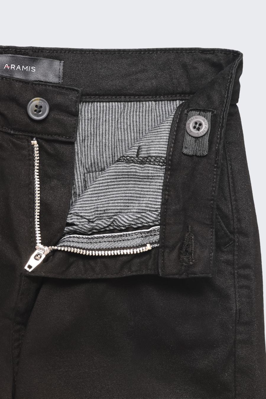 Bermuda Chino Infantil Bolso Reto Preto — foto 5 de 7