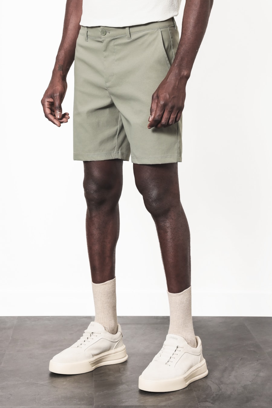 Bermuda Chino Liquid Repeller Menta — foto 1 de 8