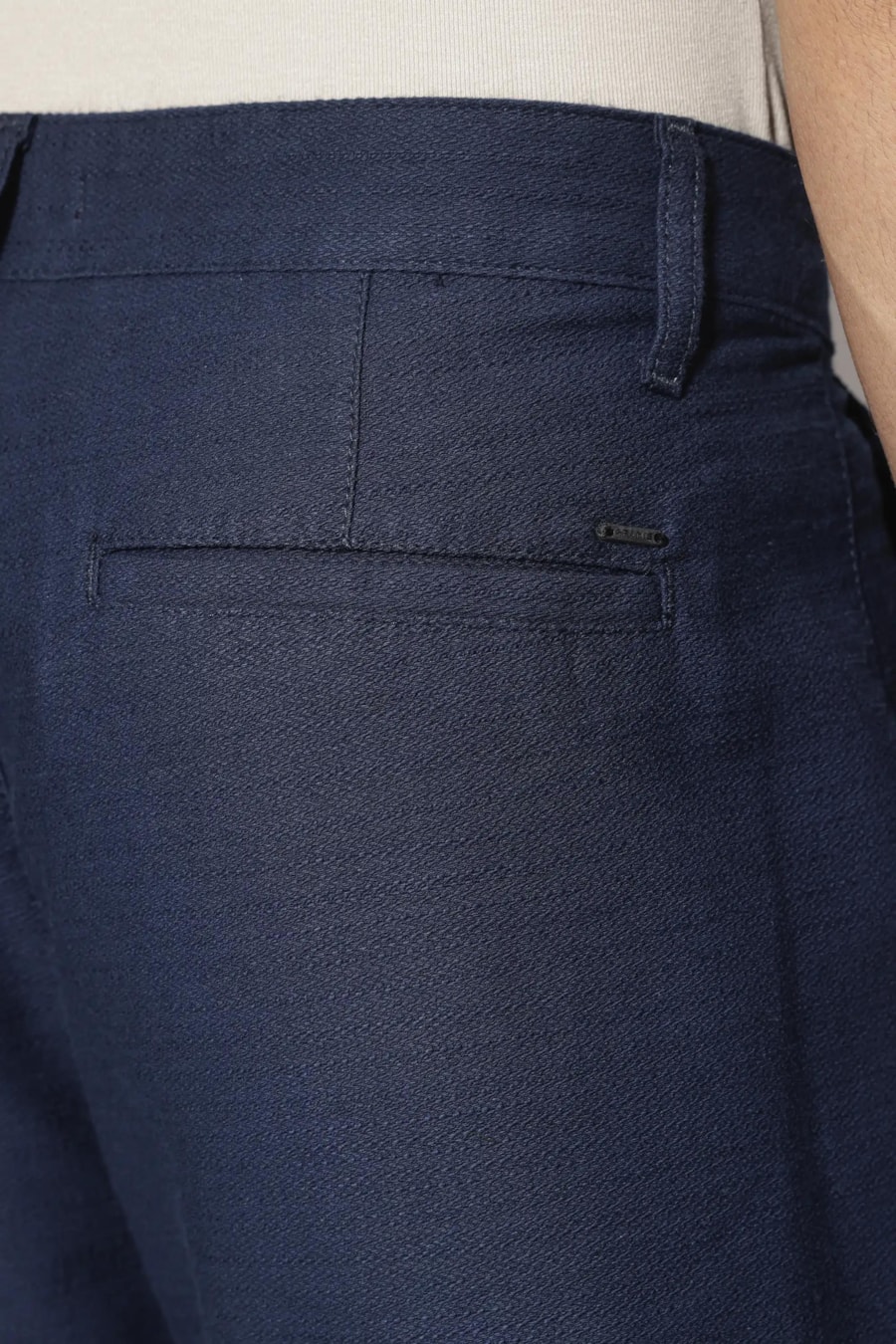 Bermuda Chino Maquineta Sólida Navy — foto 4 de 6