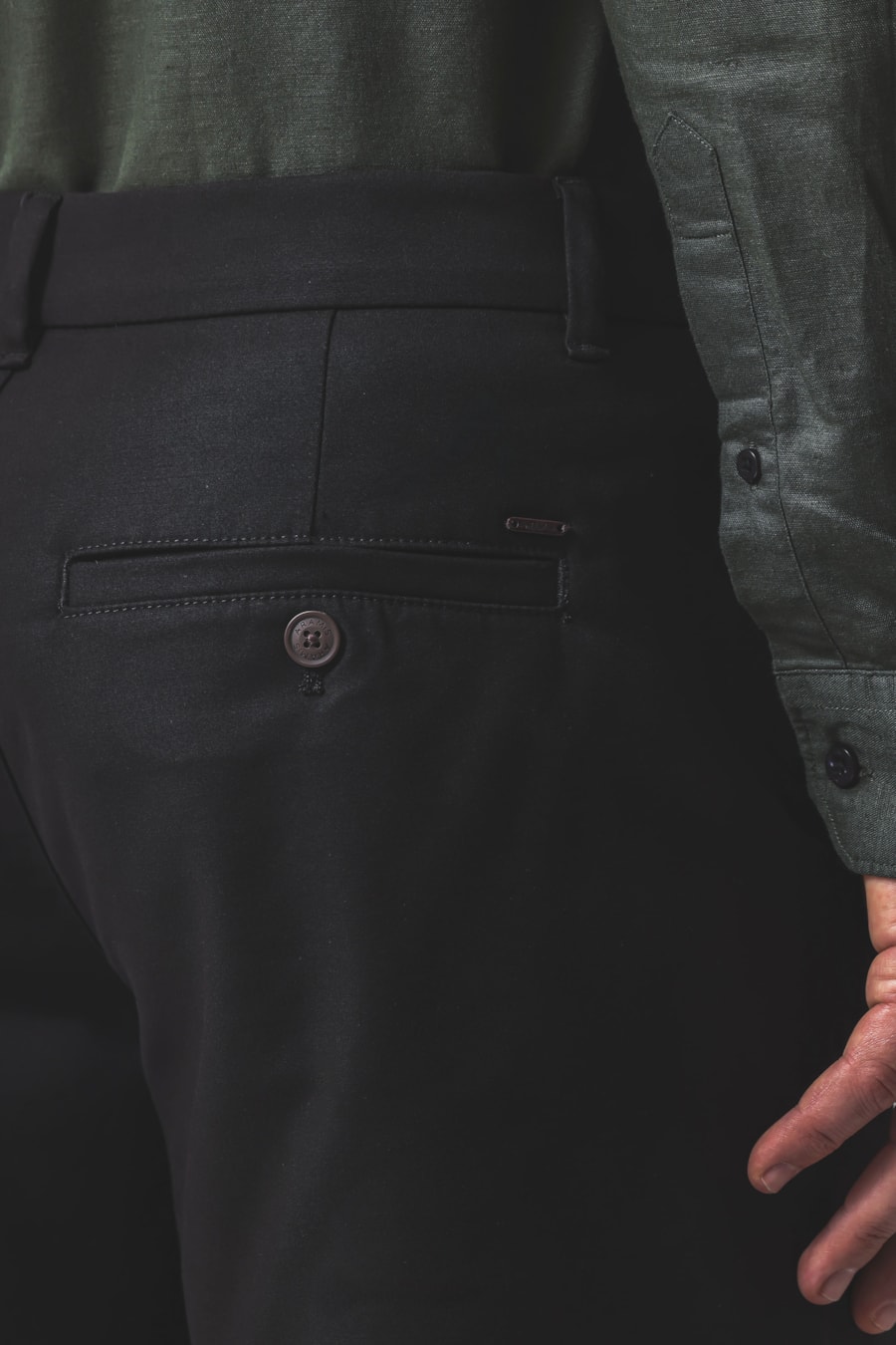 Bermuda Chino New Twill Blend Preto — foto 4 de 6