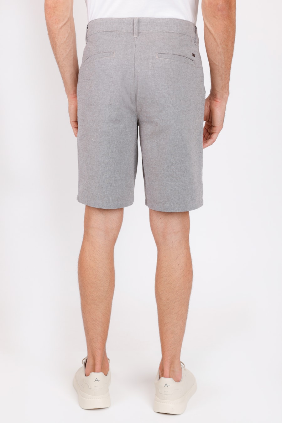 Bermuda Chino Oxford Out (Pa) Marrom — foto 5 de 5
