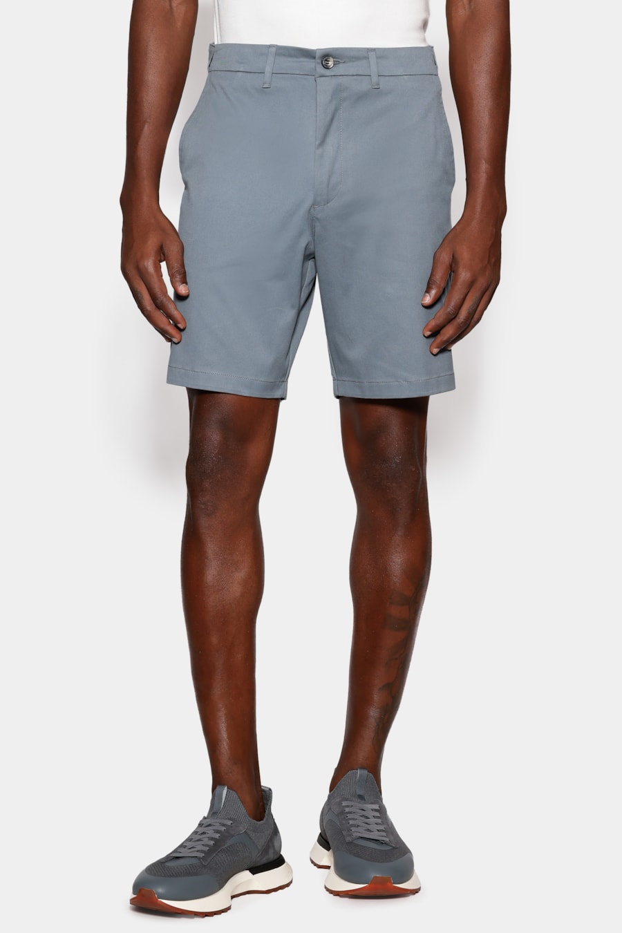 Bermuda Chino Premium Touch Moovex Aluminio — foto 1 de 6