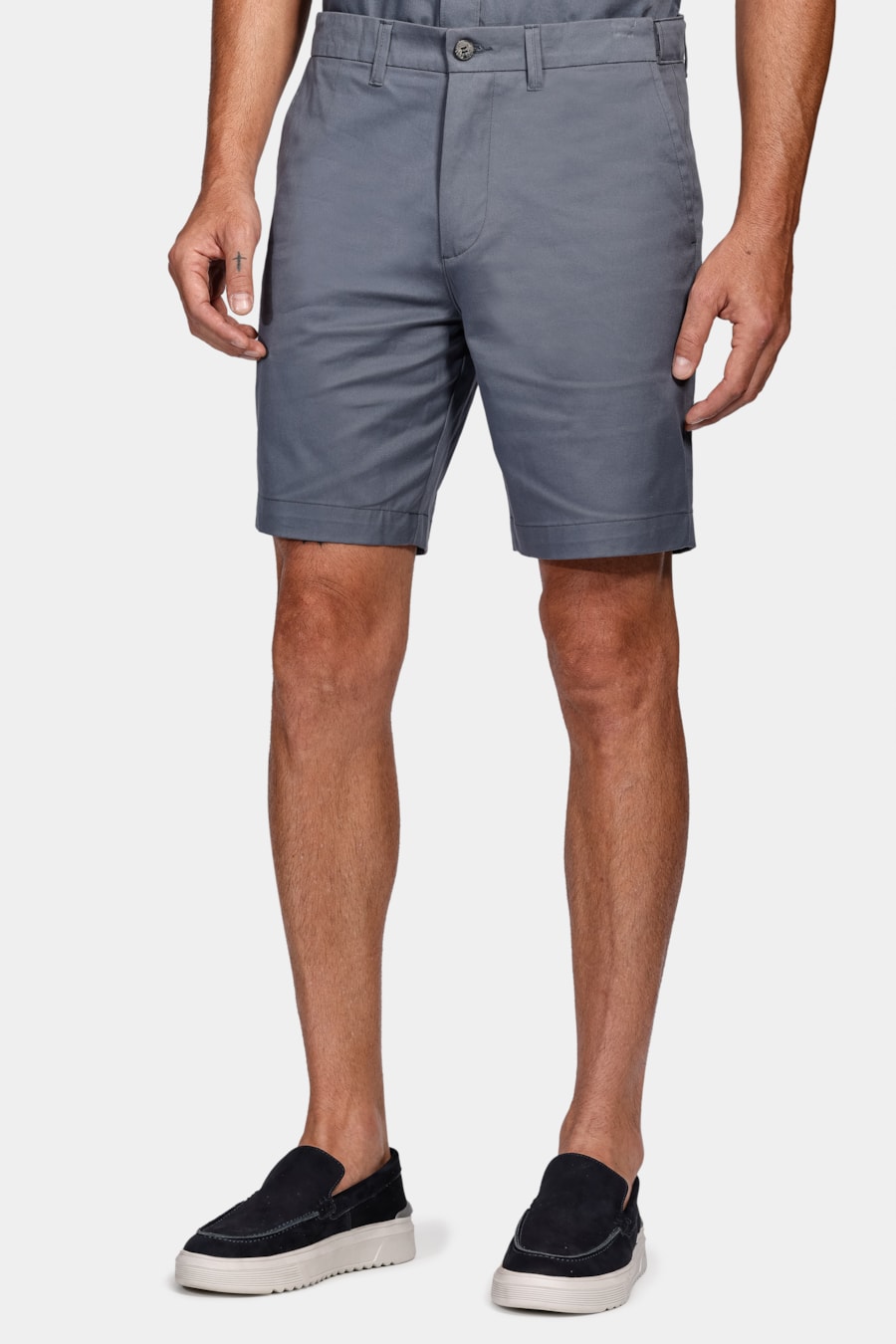 Bermuda Chino Premium Touch Moovex Azul Aluminio — foto 1 de 4