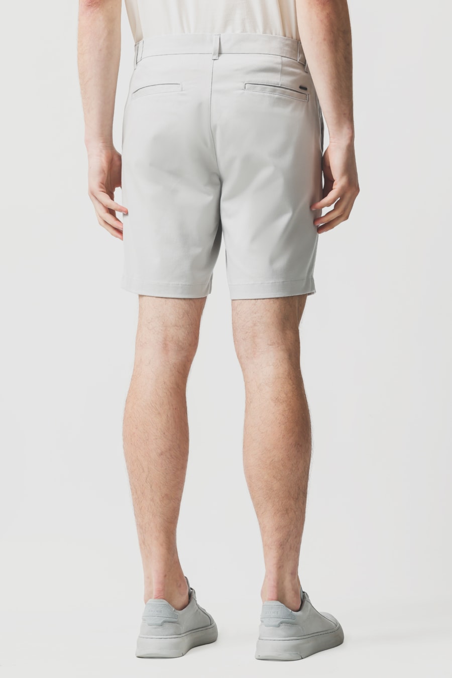 Bermuda Chino Premium Touch Moovex Cinza Claro — foto 5 de 6