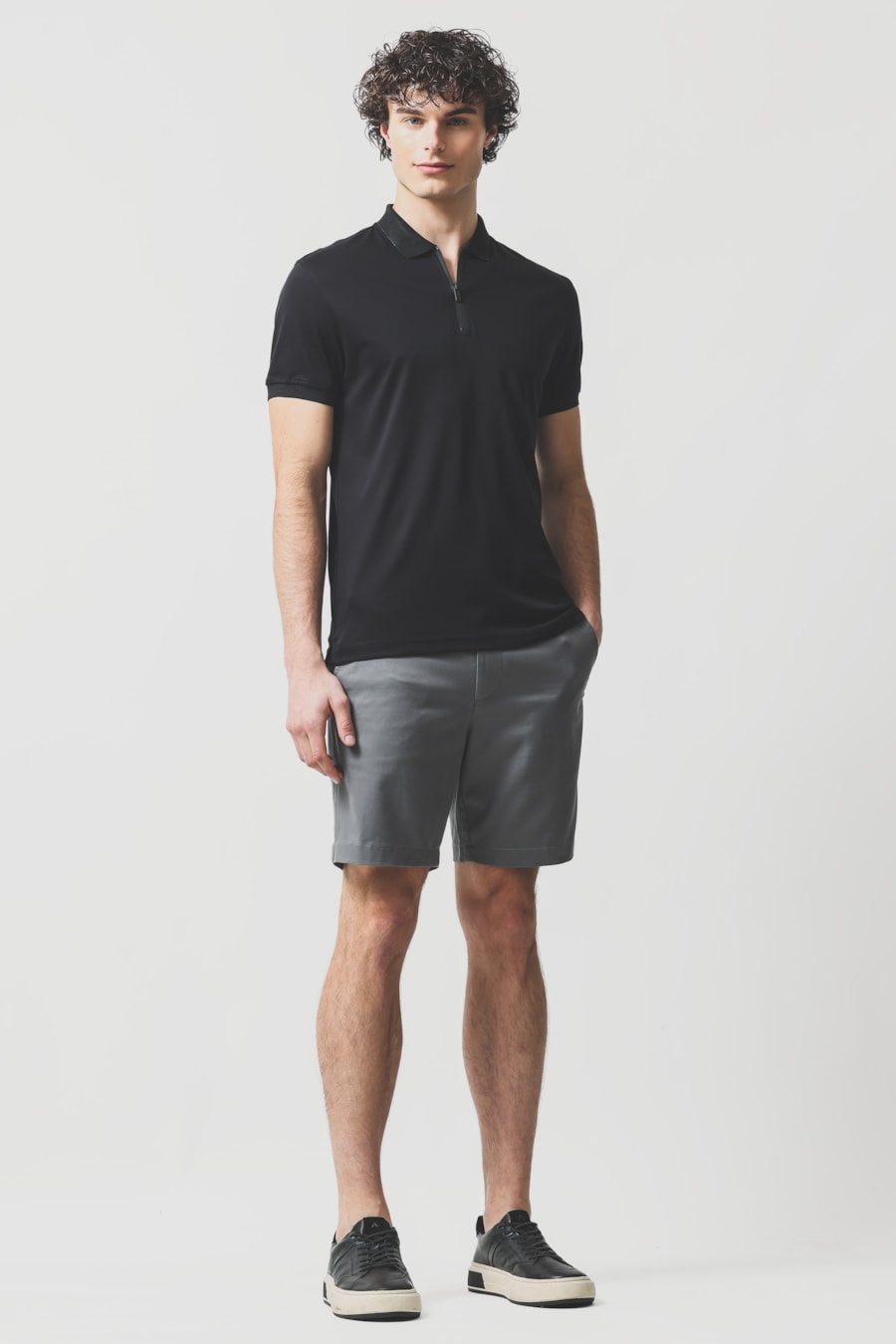 Bermuda Chino Premium Touch Moovex Cinza Escuro — foto 2 de 6
