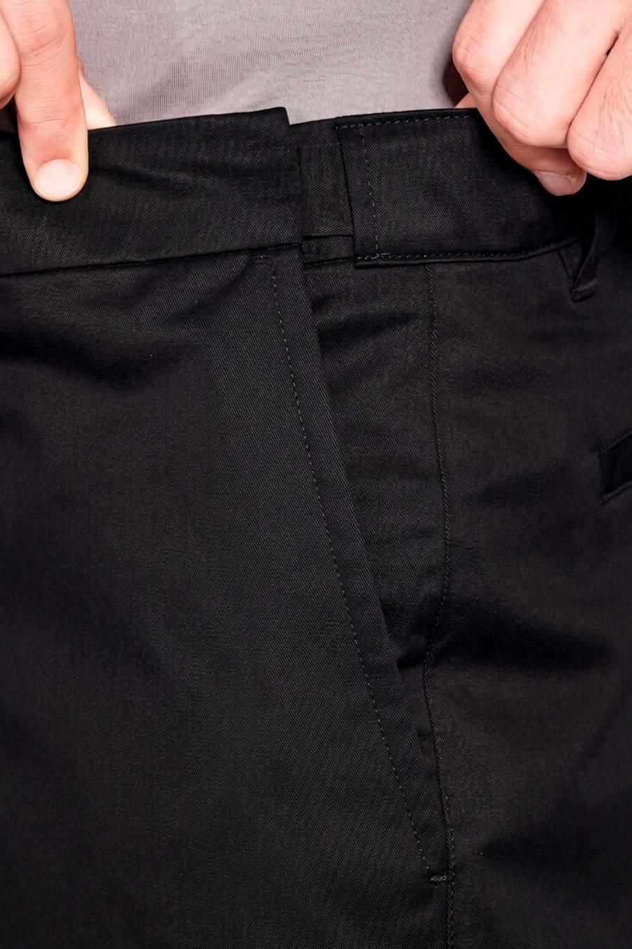 Bermuda Chino Premium Touch Moovex Preto — foto 3 de 6