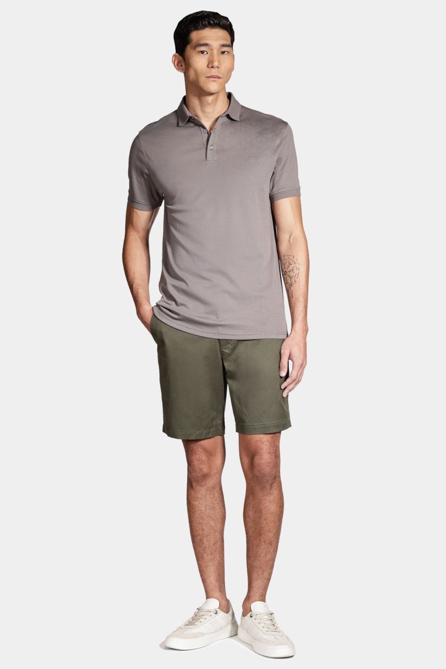 Bermuda Chino Premium Touch Moovex Verde Pantano — foto 2 de 5