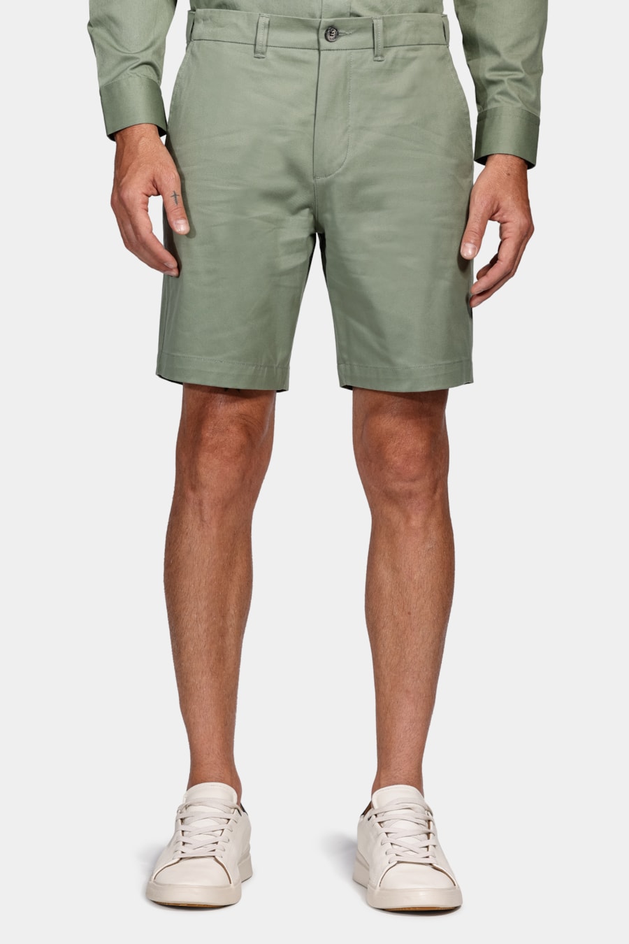 Bermuda Chino Premium Touch Moovexx Verde Eucalipto — foto 1 de 4