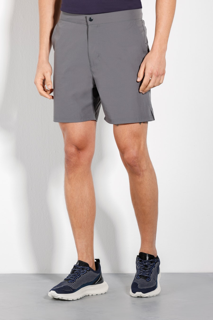 Bermuda Curta Tailored Flex Cinza — foto 1 de 3