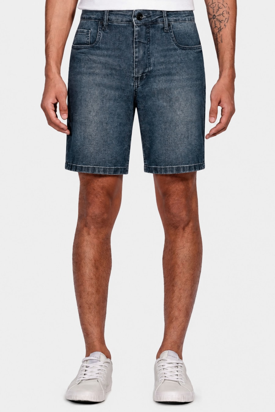 Bermuda Jeans Blue Stonada Azul Escuro — foto 1 de 4