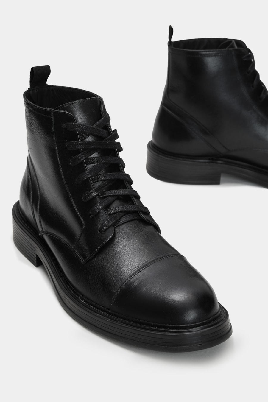 Bota Couro Cano Baixo Cadarço Preto — foto 5 de 7