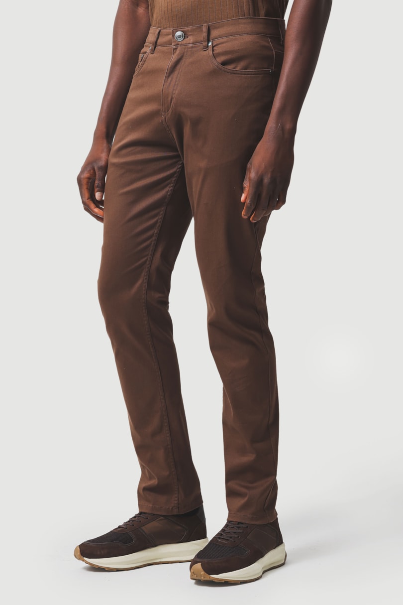 Calça 5 Pockets Slim Color Comfort Café