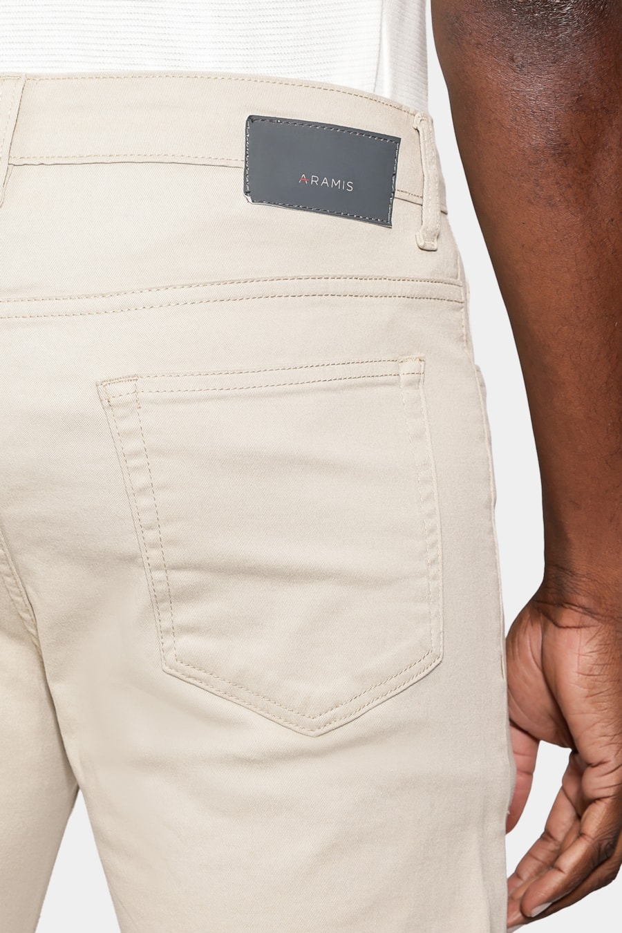 Calça 5 Pockets Stretch Areia — foto 4 de 6