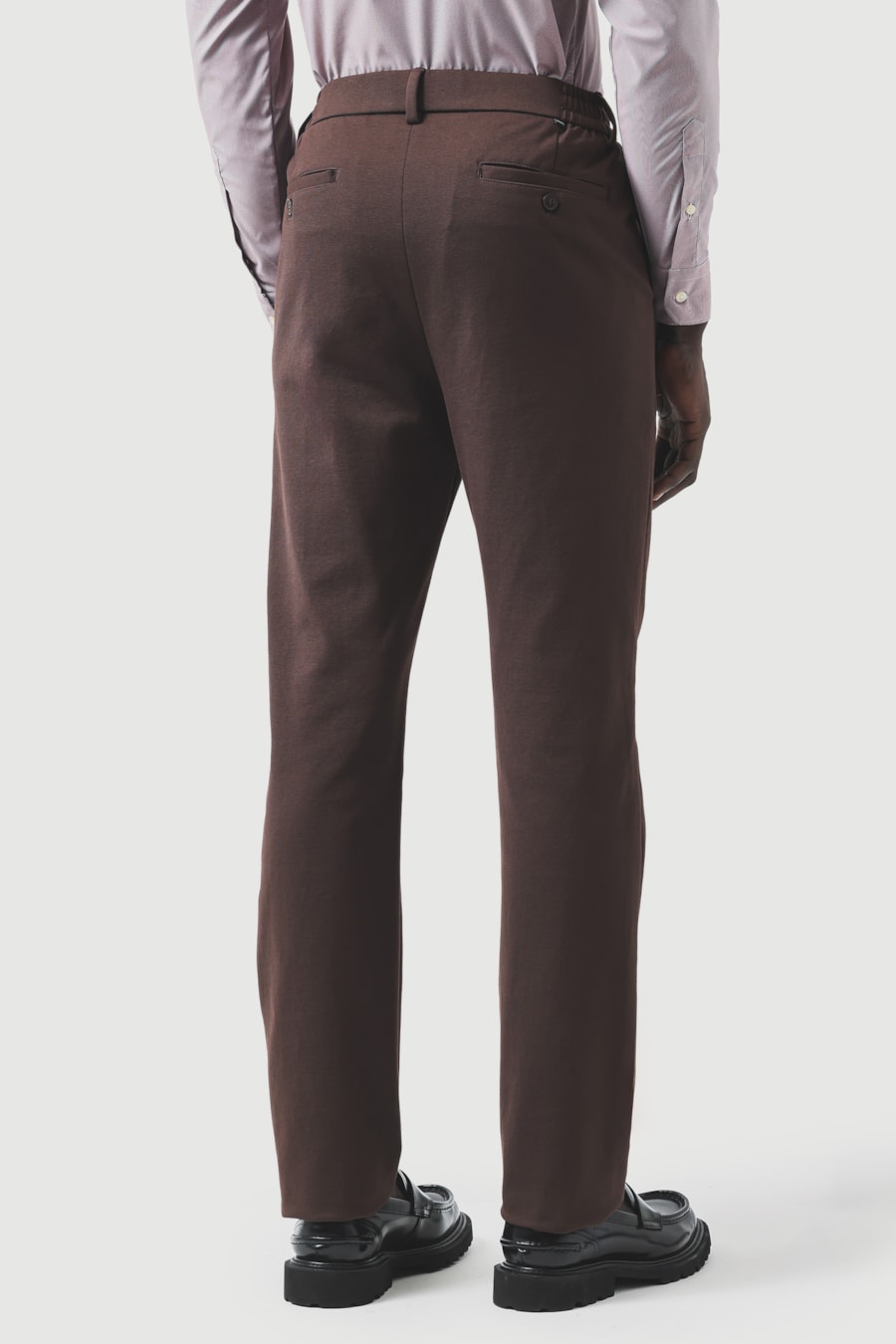 Calça Alfaiataria Cós Anatômico em Malha Cafe — foto 8 de 10