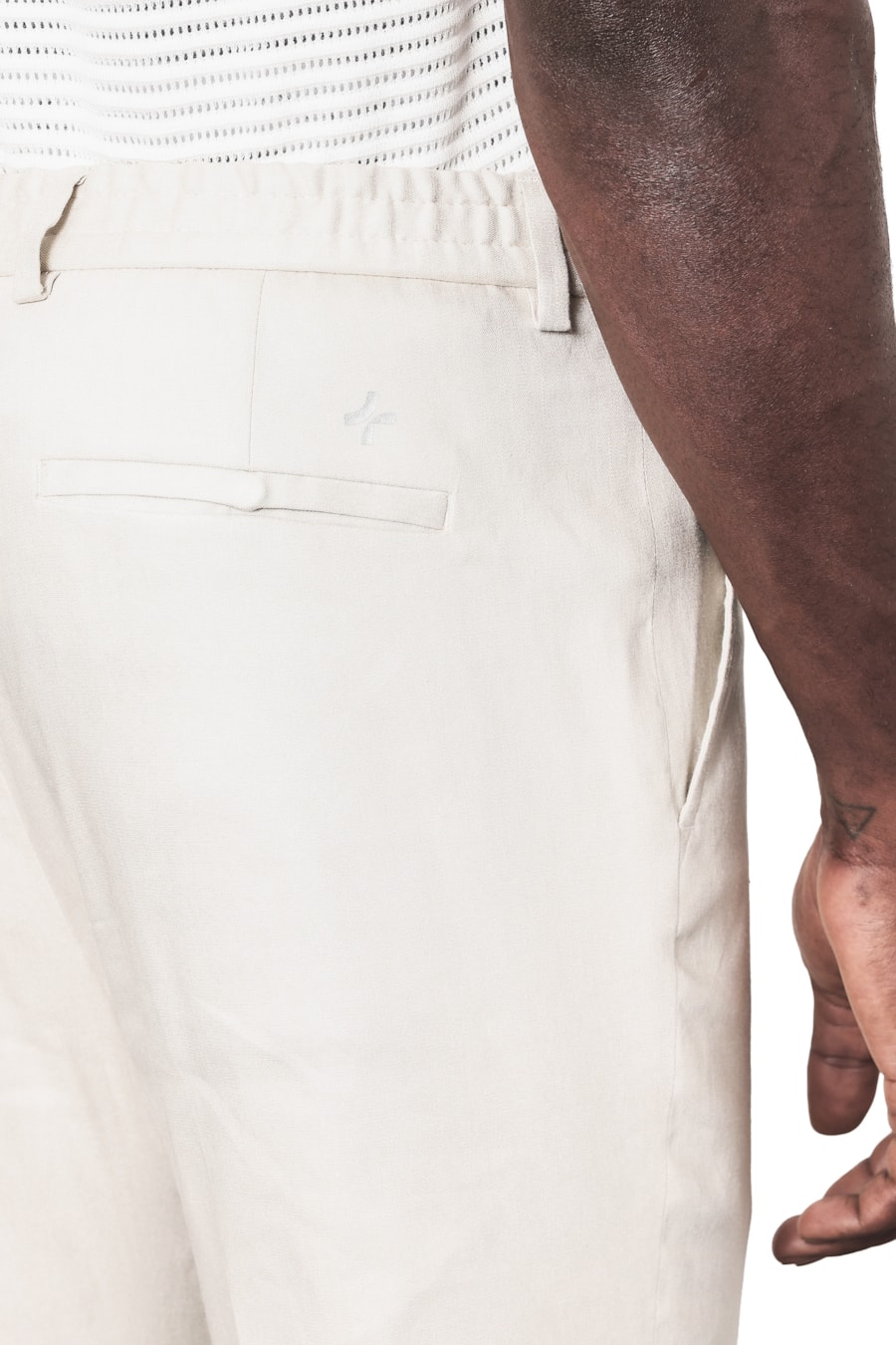 Calça Alfaiataria Linen Tech Flex Natural — foto 4 de 7