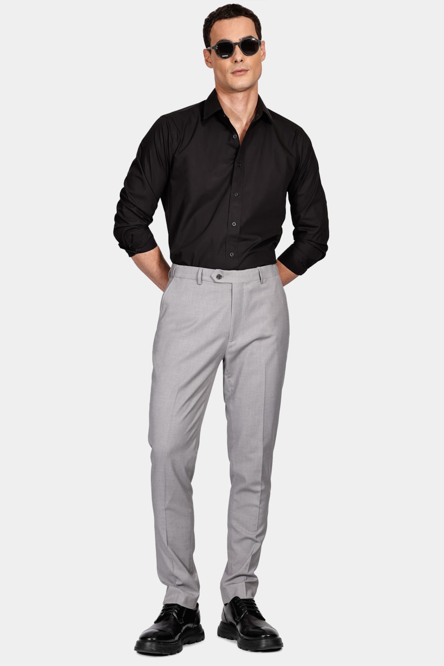 Calça Alfaiataria Slim Com Elastano Cinza Claro — foto 2 de 4