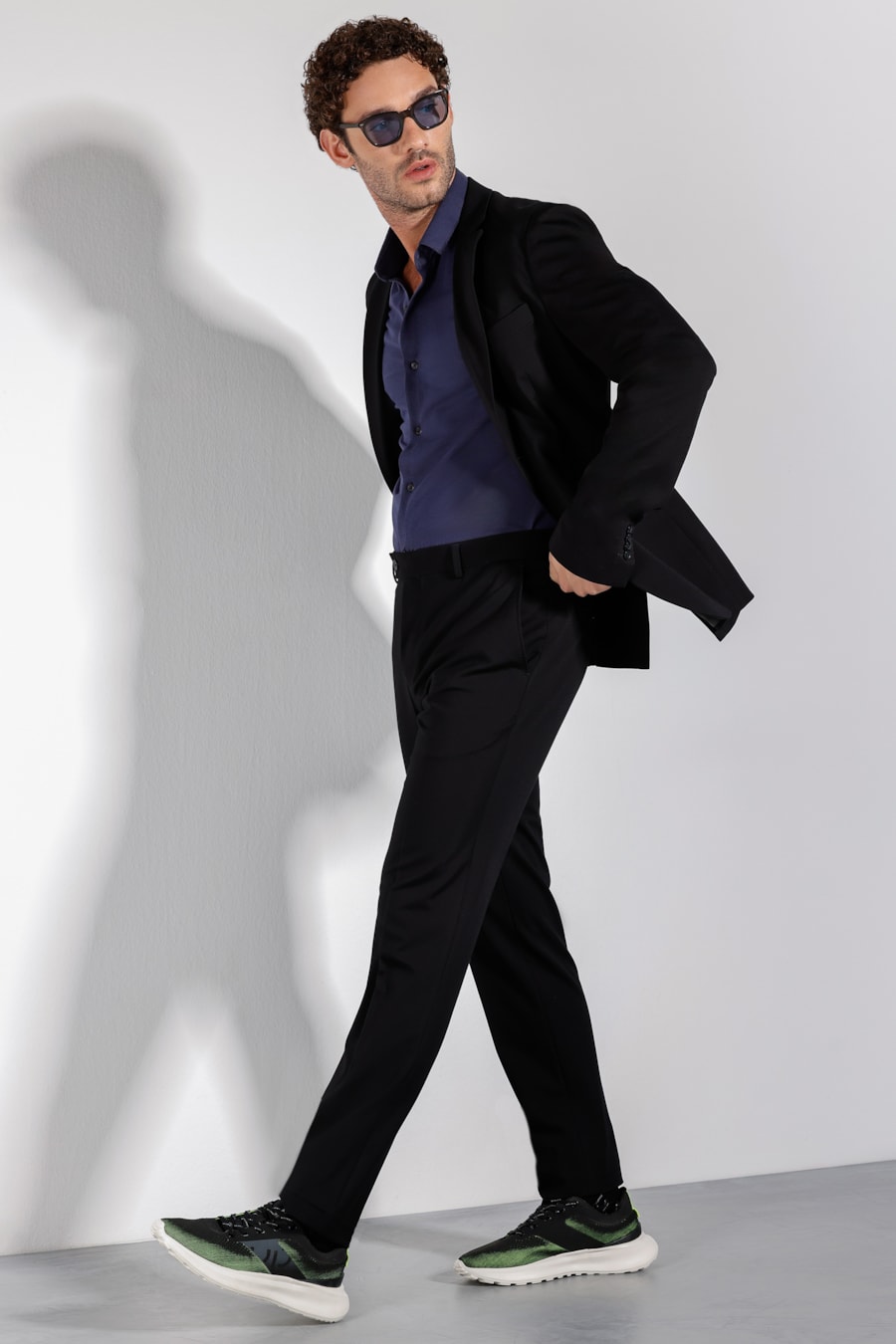 Calça Alfaiataria Super Slim Flamê Preto — foto 2 de 3