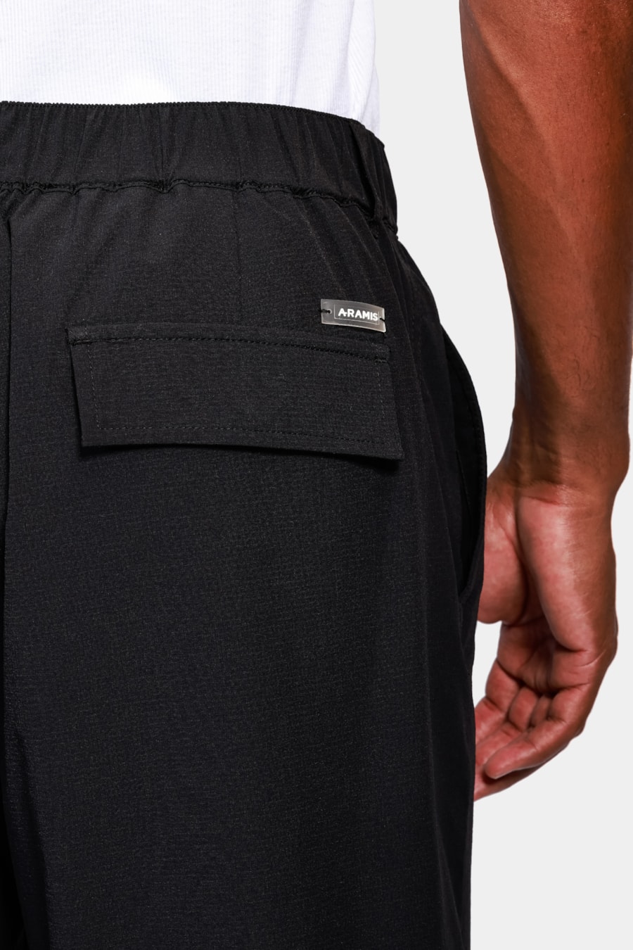 Calça Ampla Tecnológica Off Black Preto — foto 4 de 5