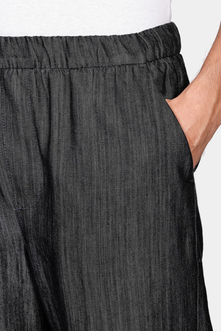 Calça Chino Ampla em Blend de Liocel Azul Escuro — foto 3 de 5