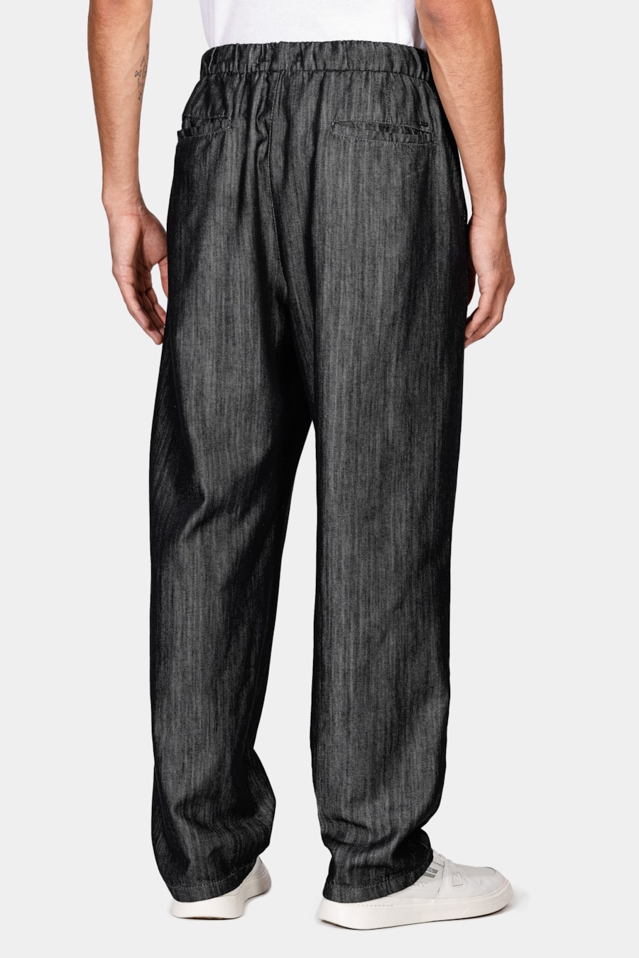 Calça Chino Ampla em Blend de Liocel Azul Escuro — foto 5 de 5