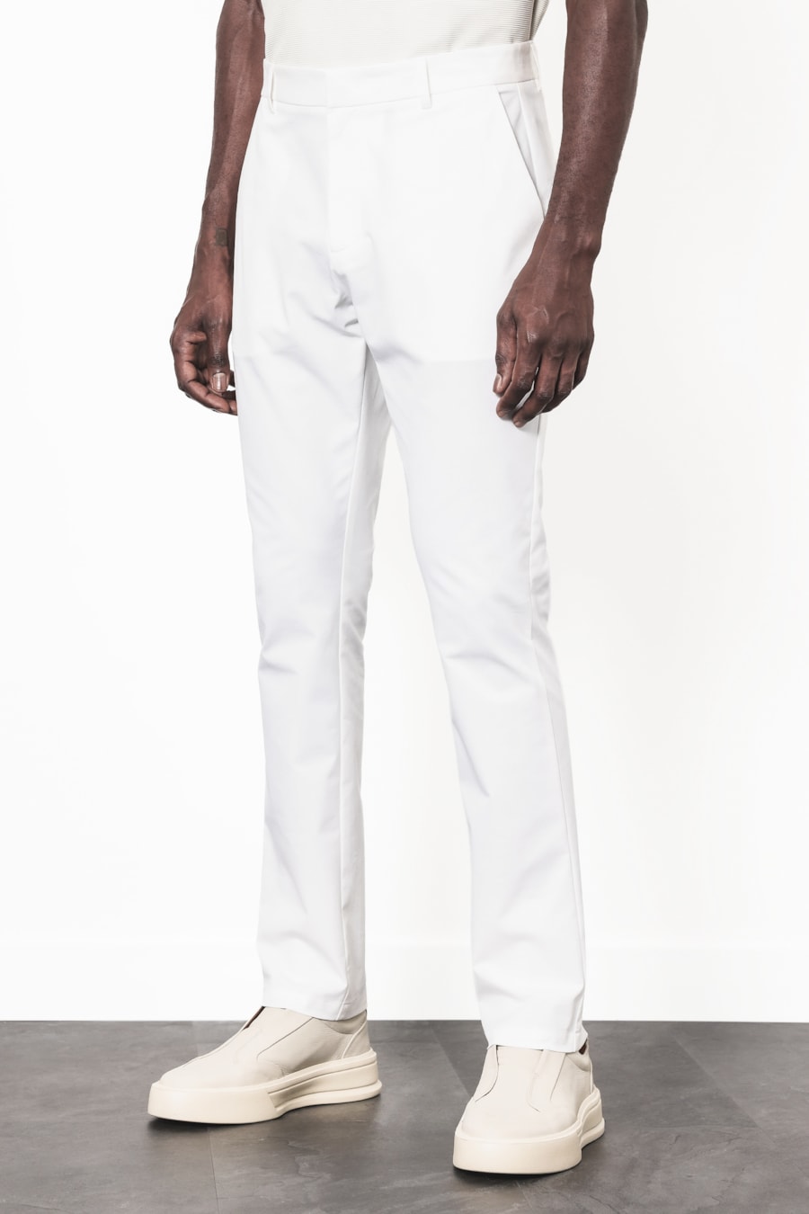 Calça Chino Basic Algodao — foto 1 de 7