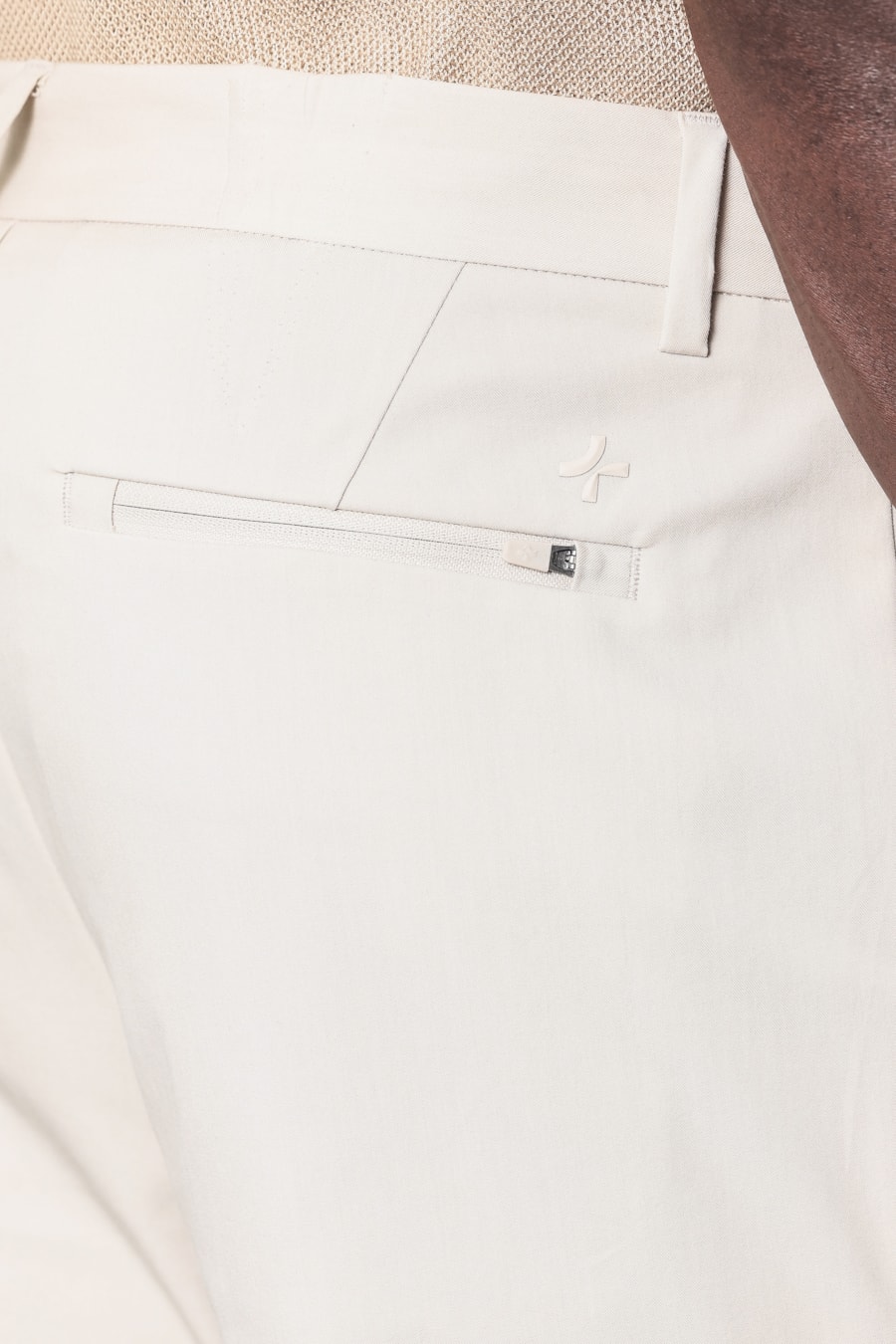 Calça Chino Basic Cinza — foto 4 de 7
