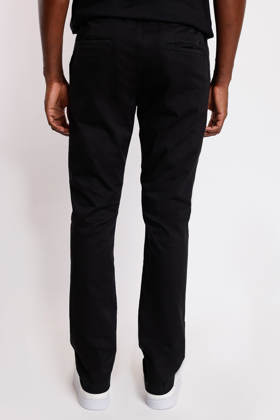 Calça Chino Bolso Faca Elástico Color Preto — foto 3 de 3