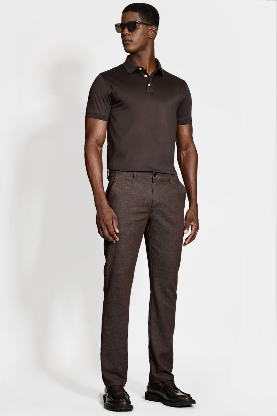 Calça Chino Bolso Faca Moline Café — foto 2 de 6