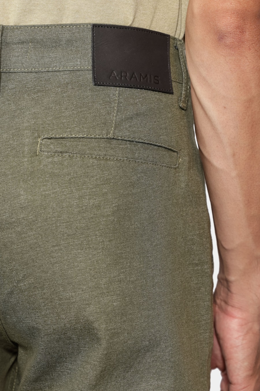 Calça Chino Bolso Faca Moline Verde Oliva — foto 4 de 6